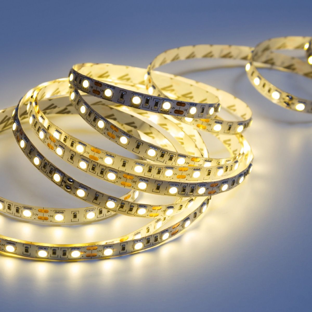 LED-riba kööki, koridori ja elutuppa | Decora