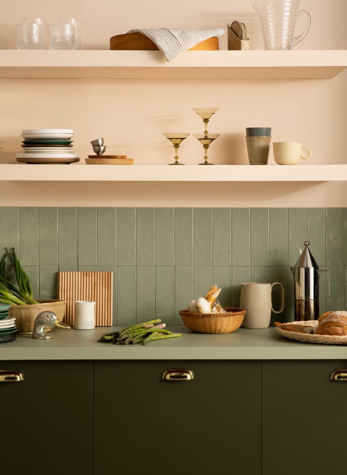 roheline pastelne tumeroheline vintage köök 